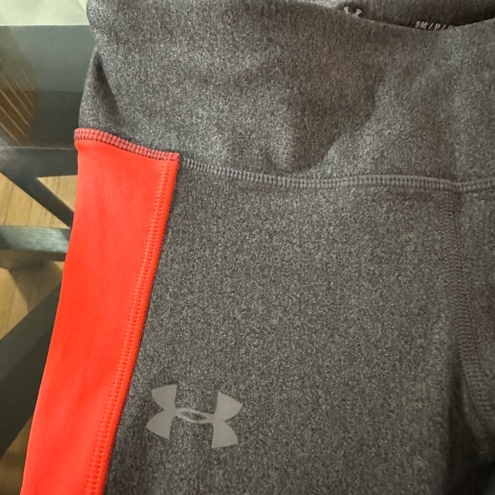 Under Armour Womens Athletic Leggings in Gray and Orange